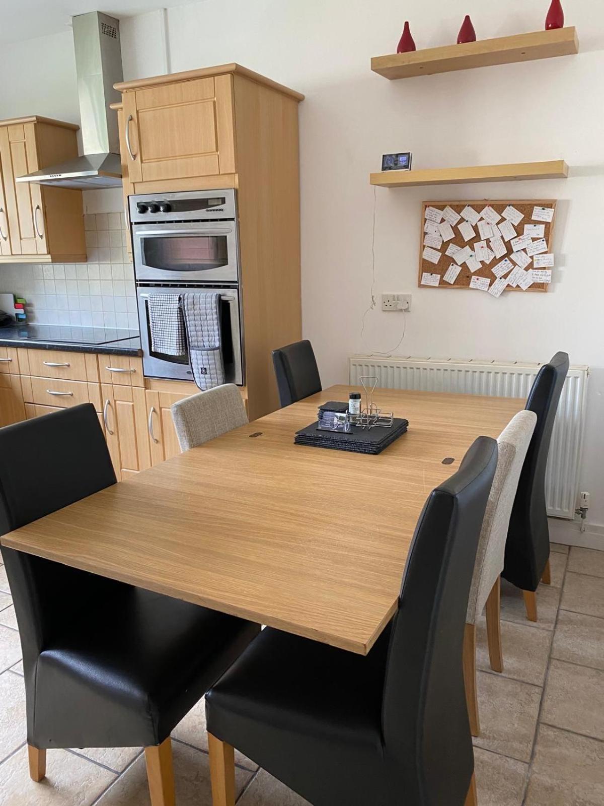 4-6 Guests In Centre Location With Stunning Views *